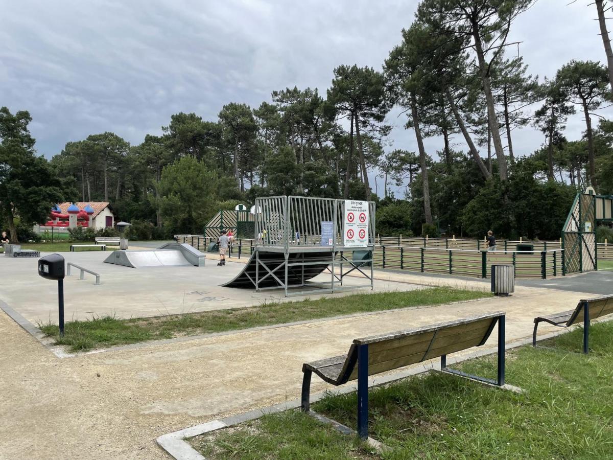 Chalet Paisible A La Plage, Piscine Et Tennis Ondres Exterior photo